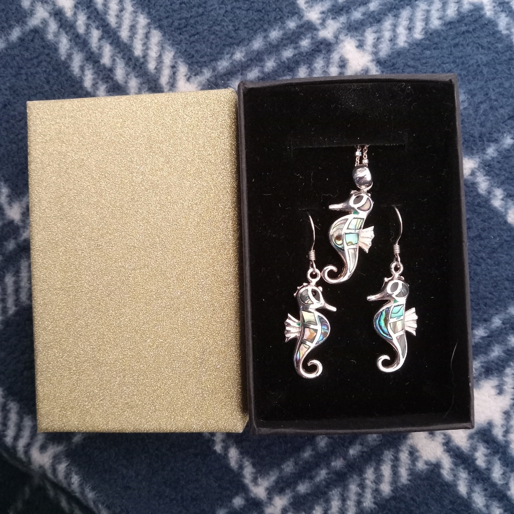 Seahorse Earings and Pendant Jewelery Set .925 Silver